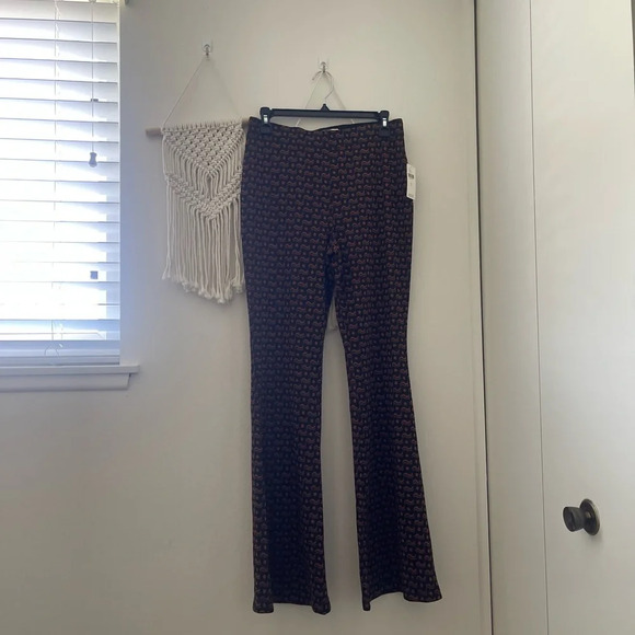 Anthropologie Pull On Flare Pants NWT - Picture 3 of 5